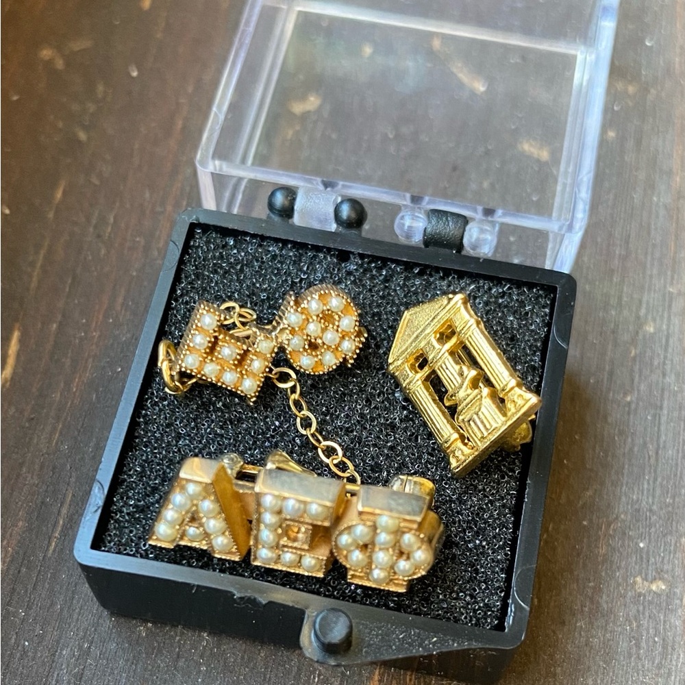 Gold and Pearl Brooch Set